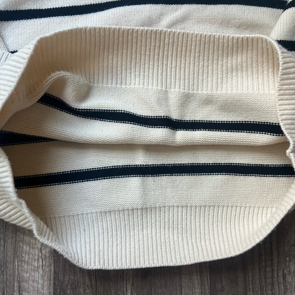 Oak & Fort Cream and Black Striped Sweater Womens Large - Picture 4 of 7